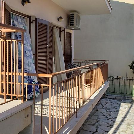 Captain'S Place - Του Καπετάνιου Kanálion エクステリア 写真